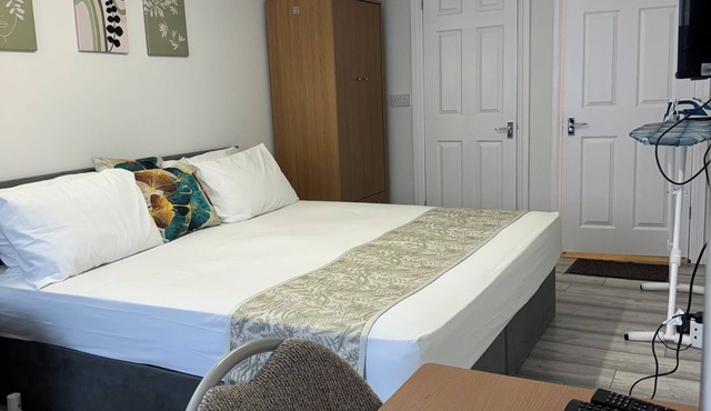 Executive studio in London close to Airports and good transport system links.