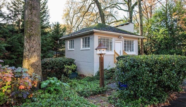 Executive Studio Walk to Emory