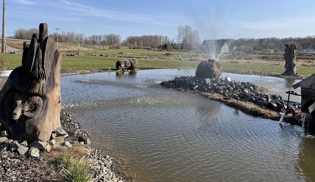 Executive Suite by Waterfront with Dock Access