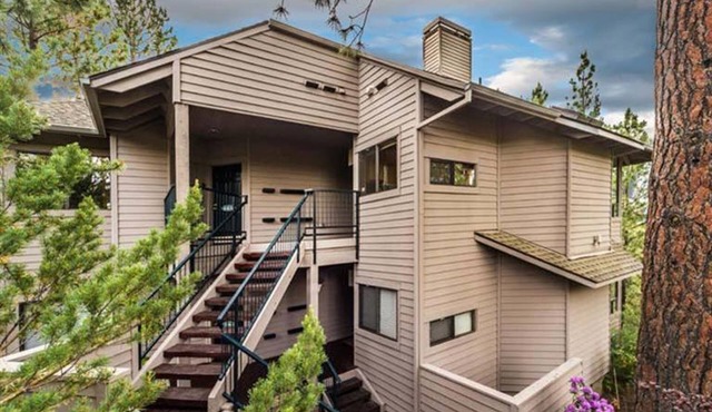 Executive suite in Mount Bachelor Village - great for a couple