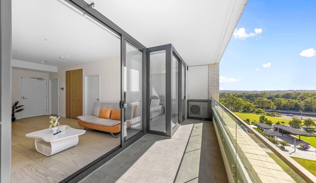 Executive Two-Bedroom Apartment in Macquarie Park