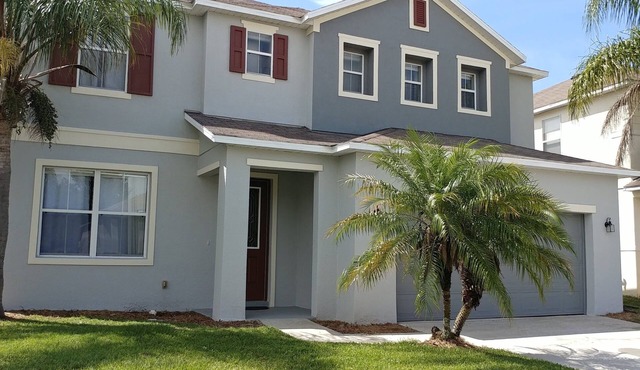 Executive Villa 7BR & 4.5 bath with Pool/SPA/Game Room near DisneyWorld Orlando.