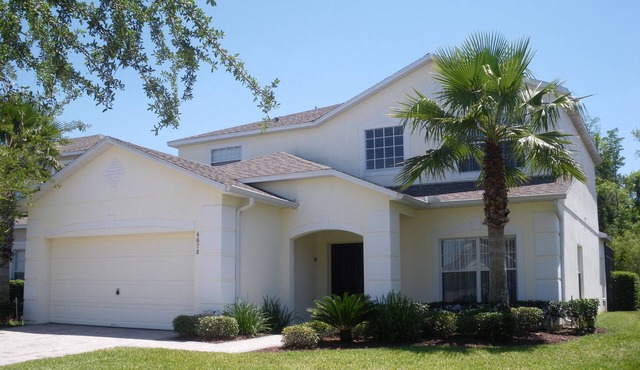 Executive Villa w/Private Pool Overlooking Conservation Area, Free Wi-Fi
