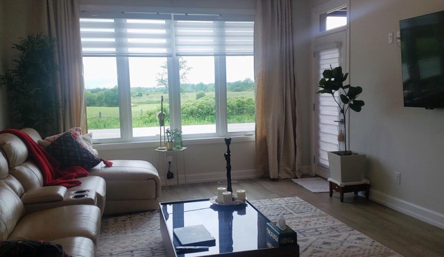 Exotic Modern Bungalow |Sunset Views |Scenic Niagara| King Bed| Close to Buffalo