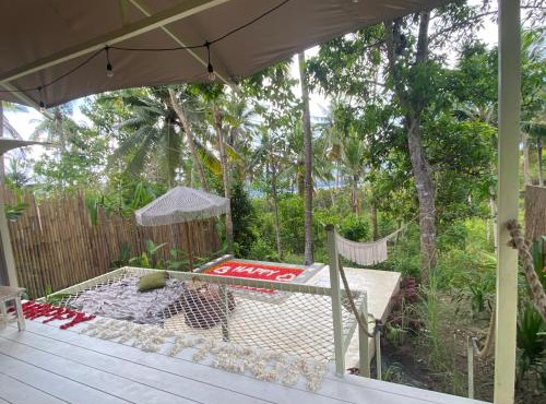 Exotic private glamping