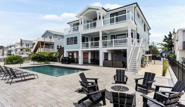 Expansive Bayfront Home w/Heated Saltwater Pool & Dock