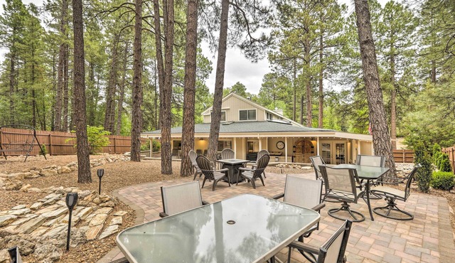 Expansive Flagstaff Family Retreat w/Media Room!