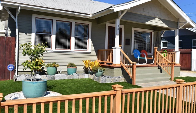 Expansive Home in San Diego, AC, Updated, near Downtown-Beaches and the Zoo!