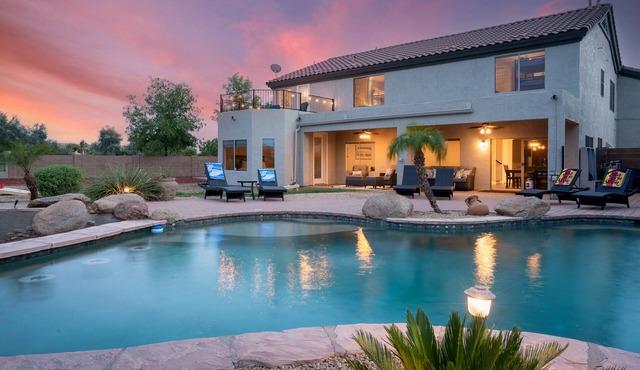 Expansive Mesa Retreat w/Private Outdoor Pool!