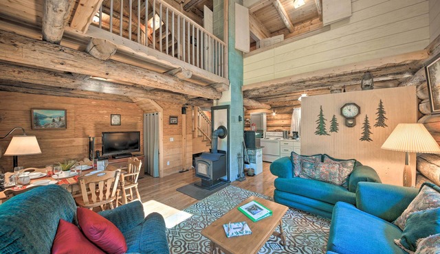 Expansive Moyie Riverfront Cabin - Pets Welcome!