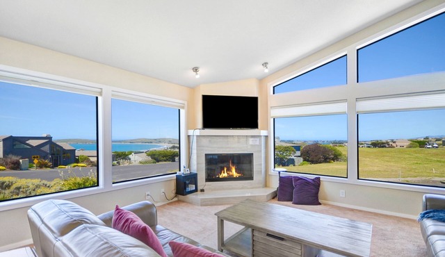 Expansive ocean views along with privacy for this 2400 sf 3 bedroom 3 bath home