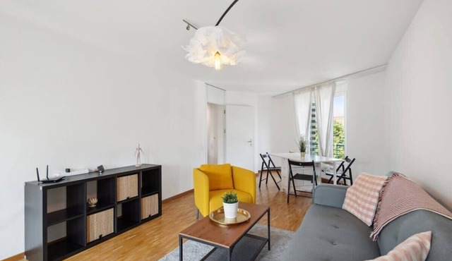 Experience 1-BR Urban Chic in Zurich