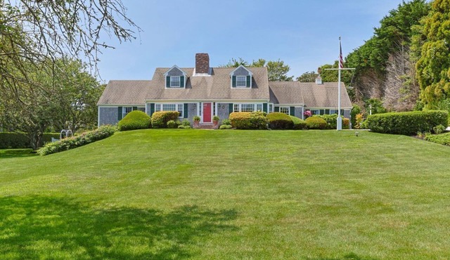 Experience a relaxing vacation at this beautifully maintained estate!