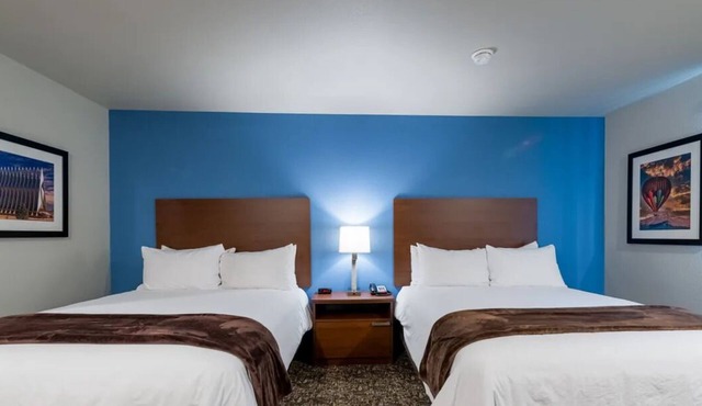 Experience a Relaxing Stay in Cheyenne - Your Weekend Adventure Awaits