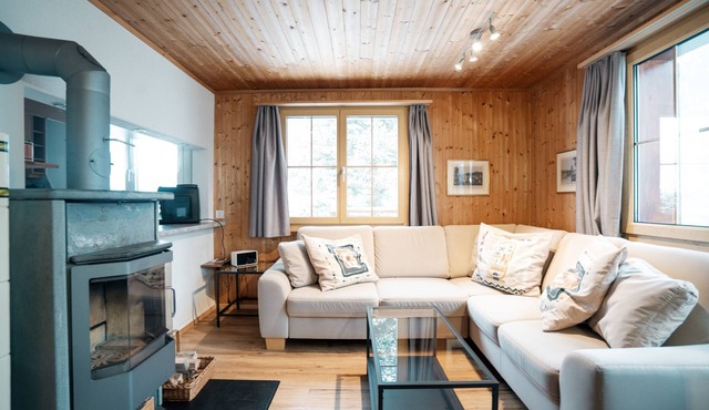 "Experience Alpine Bliss: Family-Friendly Chalet with Stunning Views!"