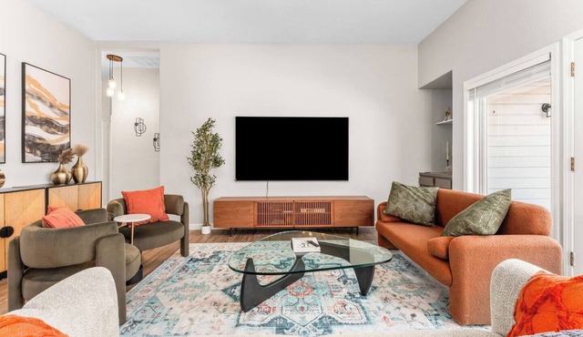 Experience Boise in a Newly Renovated Haven