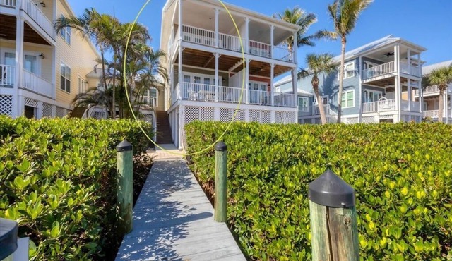 Experience comfort in this 3-bedroom condo at Anglers Club, Placida, FL.