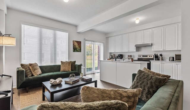 Experience comfort & luxury in modern 4+1 bedroom & 3.5 bath Oshawa Townhome!