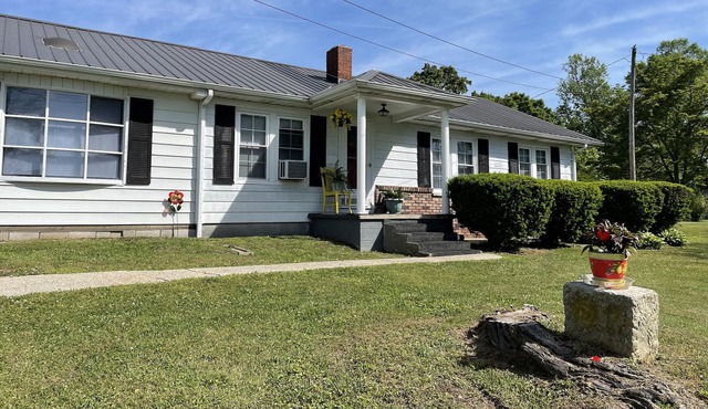 Experience Country Living at Hilltop Haven Vacation Home Rental. Pet free home.