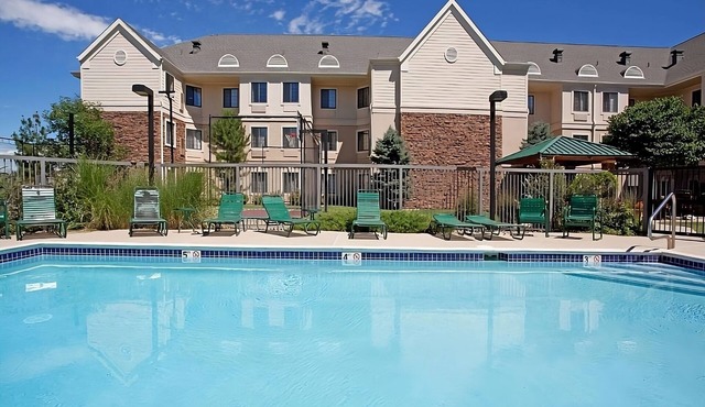 Experience Denver South! Free Breakfast, Full Kitchen, Pet-friendly Property!