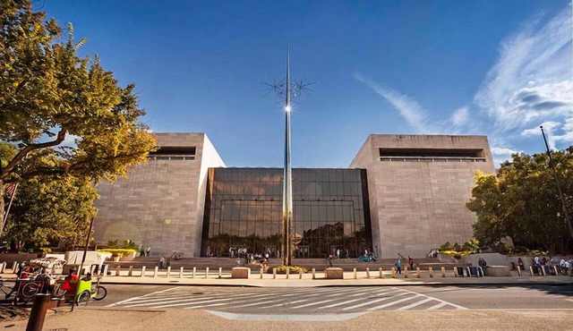 Experience Historic Landmarks – 4 Family Friendly Suites at the Heart of DC