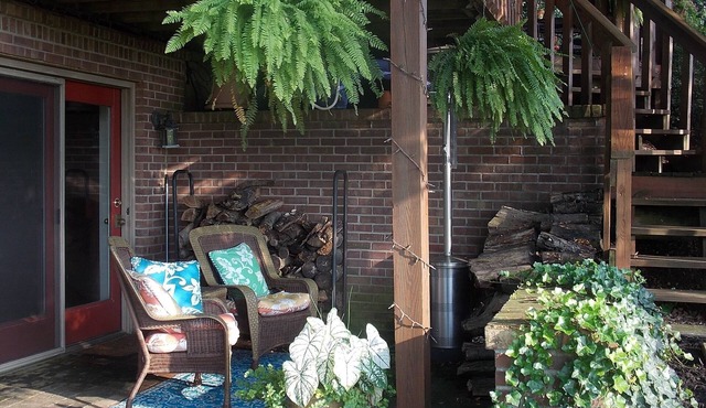 Experience horse park fun , the Bourbon Trail and a golf course out your door!