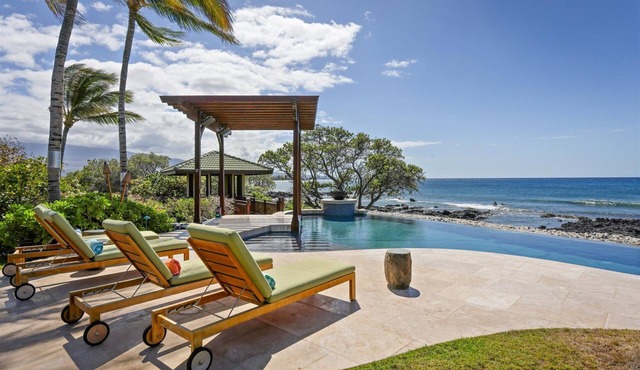 Experience luxury in Waikoloa at the spacious 4-bedroom Pacific Sunset Villa!