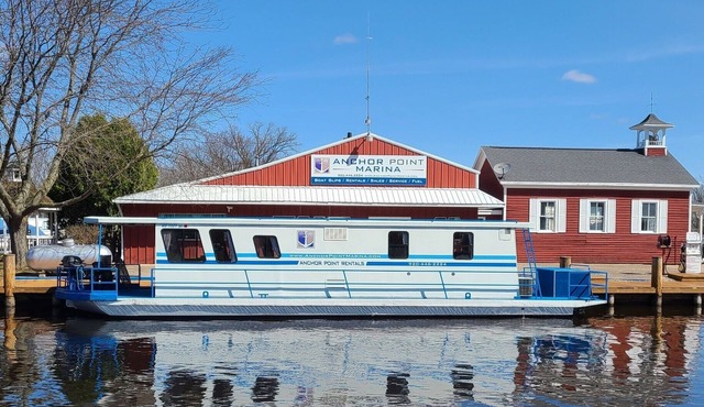 Experience marina life on a 50-foot houseboat in Fremont, WI!