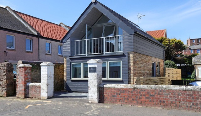 Experience modern coastal living at its finest in this unique one-bedroom property. Sleeps 2.