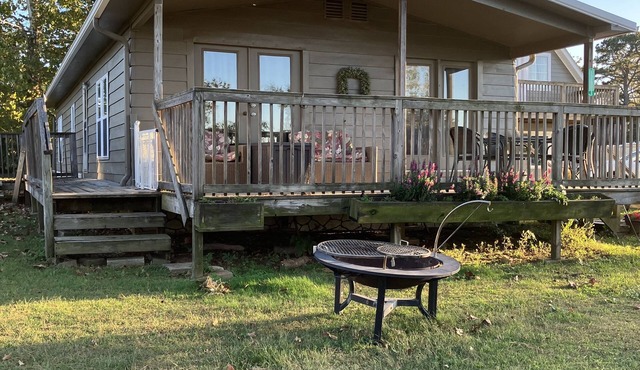 Experience nature near White River - stay in our cozy 3-bedroom cabin