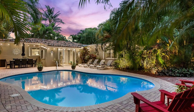 Experience Palm Terrace, a Private Tropical Escape Surrounded by Lush Gardens and Open Spaces!