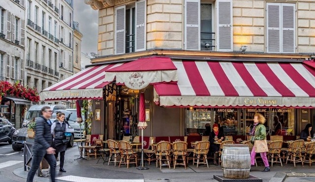 EXPERIENCE PARISIAN ELEGANCE IN THE MOST DESIRABLE DISTRICTS – SAINT GERMAIN