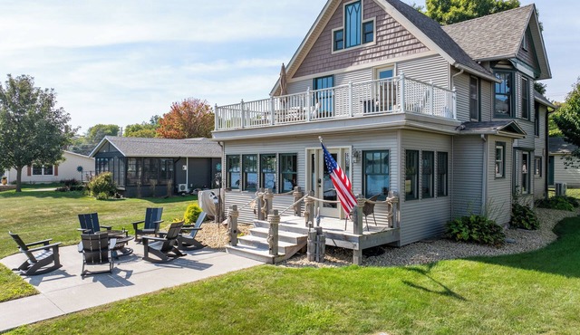 Experience Princeton charm on the Mississippi River