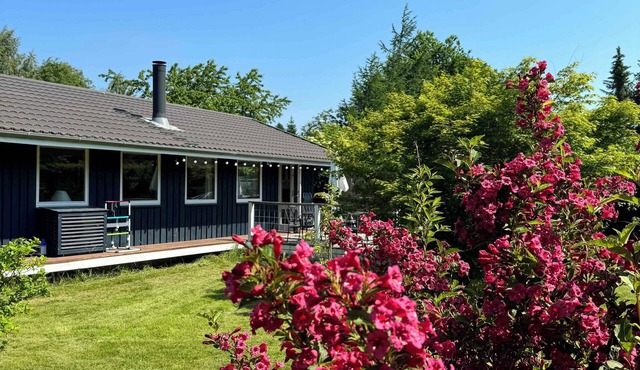Experience real summer idyll at Drageholmen 3