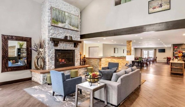 Experience Relaxation in a Peaceful Room Near Eagle Ranch Golf Club
