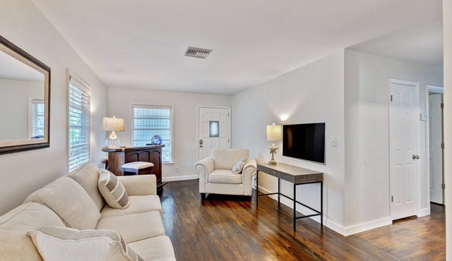 Experience Serene Living: Charming 3/1 Home Walk to New Public Golf Course WPB!"