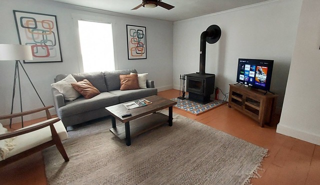 Experience small town living in a spacious duplex!