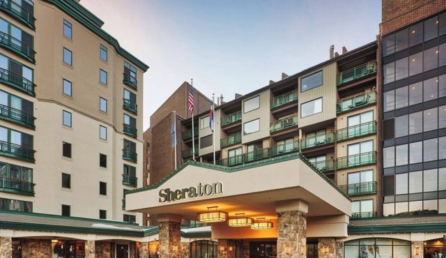 Experience the best of Steamboat Spring ski resort, ski-in/ski-out