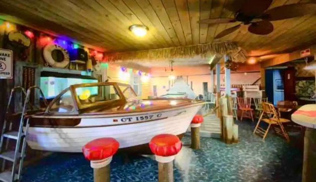 Experience the Adirondacks with a Caribbean Flair! - Pet Friendly