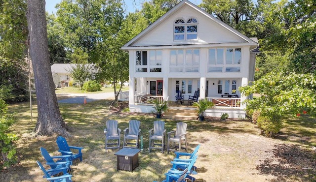 Experience the Chesapeake Bay Lifestyle at the Historic and Waterfront Bay Dreams