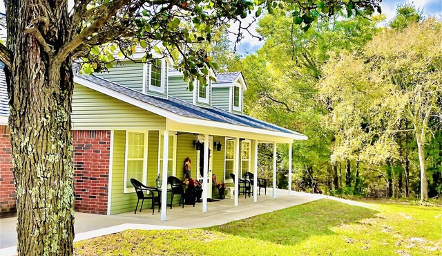 Experience the country near Canton's First Monday's Trade Days