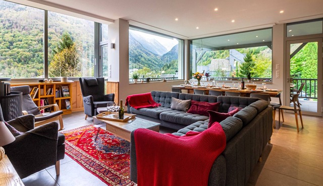 Experience the Exception at Chalet La Source: Comfort, Relaxation and Magnificent Views