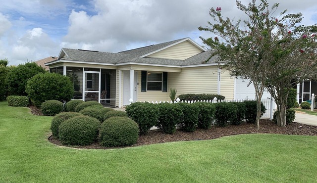 Experience the fun and excitement of The Villages in this beautiful Patio Villa.