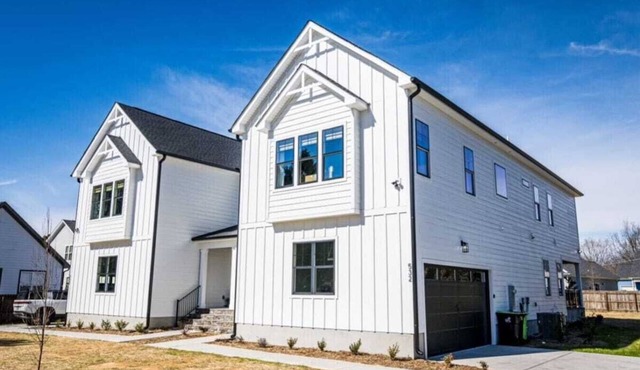 Experience "The Grande 532" in Downtown Apex!