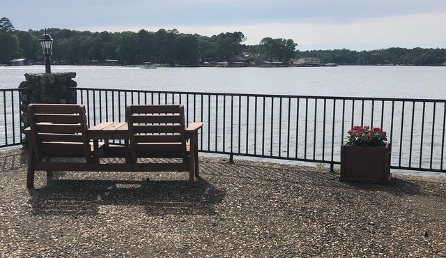 Experience the Heart of Hot Springs National Park: Your Dream Condo Awaits.