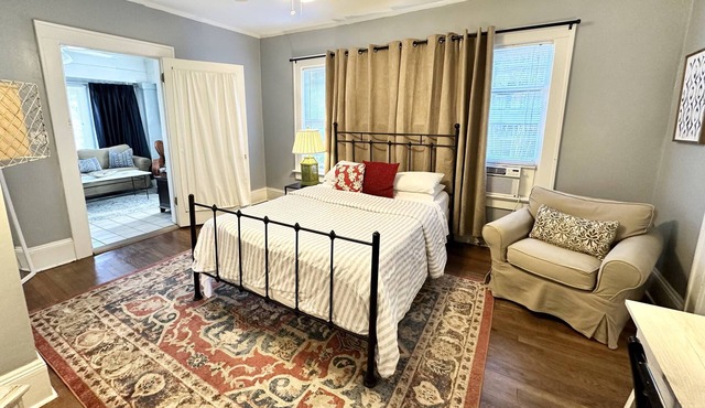 Experience the Pulse of Atlanta: Historic Home Next to Piedmont Park, Universities, & More