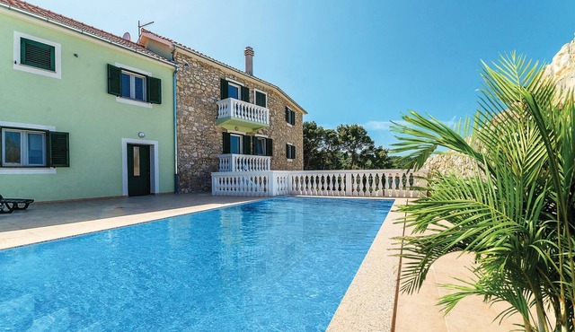 Experience the right feel-good atmosphere in these tastefully furnished apartments in the traditiona