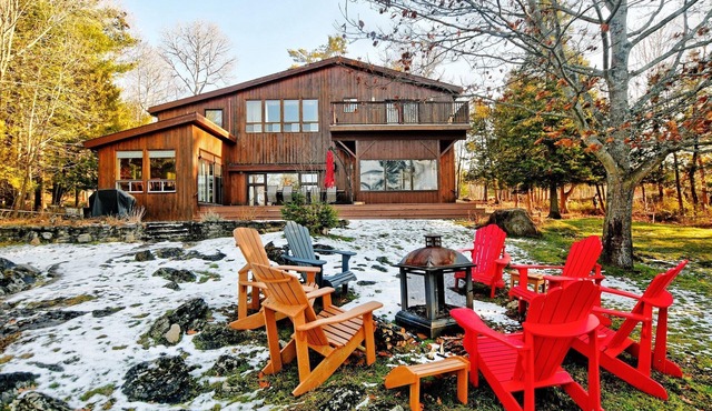 Experience the Ultimate Family Getaway at our cottage on Balsam Lake
