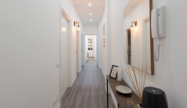 Exphome, a stone's throw from Milan
