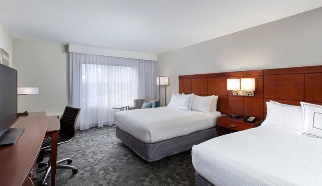 Explore Barefoot Landing then Relax in Indoor Pool Retreat | 4 Rooms